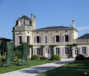 chateau-chasse-spleen-bordeaux-wine-lodge chateau chasse spleen bordeaux wine lodge