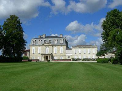 chateau-pontet-canet-bordeaux-wine-lodge chateau-pontet-canet-bordeaux-wine-lodge